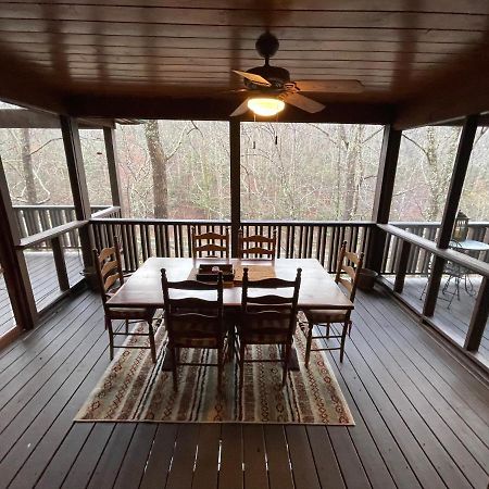 Cozy Creekfront Family Cabin-Pet Friendly -Gamerm-Hot Tub Hiawassee Luaran gambar
