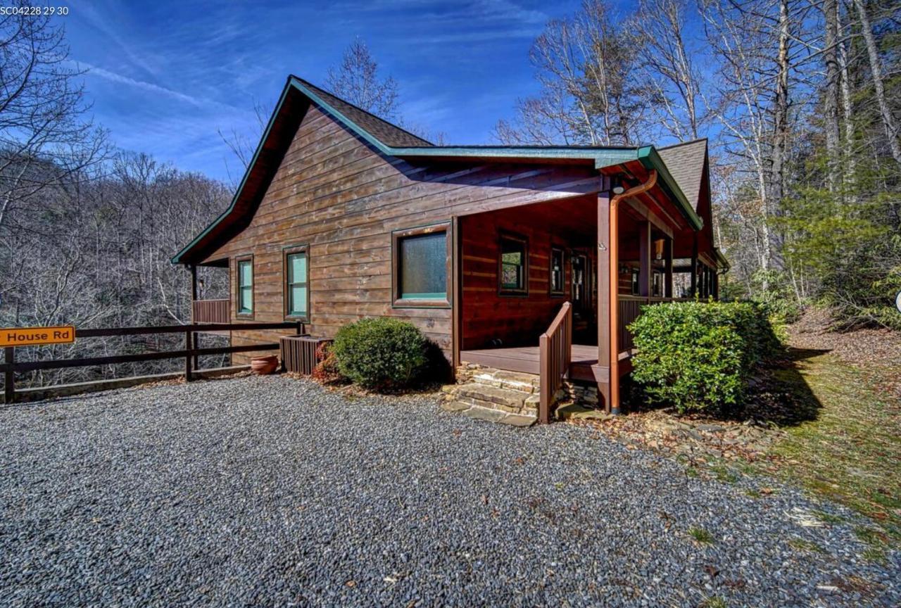 Cozy Creekfront Family Cabin-Pet Friendly -Gamerm-Hot Tub Hiawassee Luaran gambar