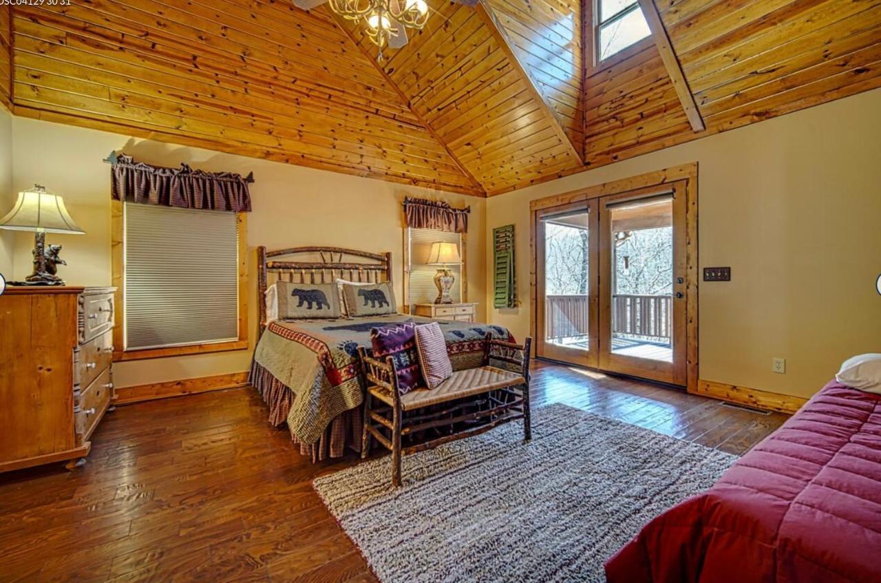 Cozy Creekfront Family Cabin-Pet Friendly -Gamerm-Hot Tub Hiawassee Luaran gambar