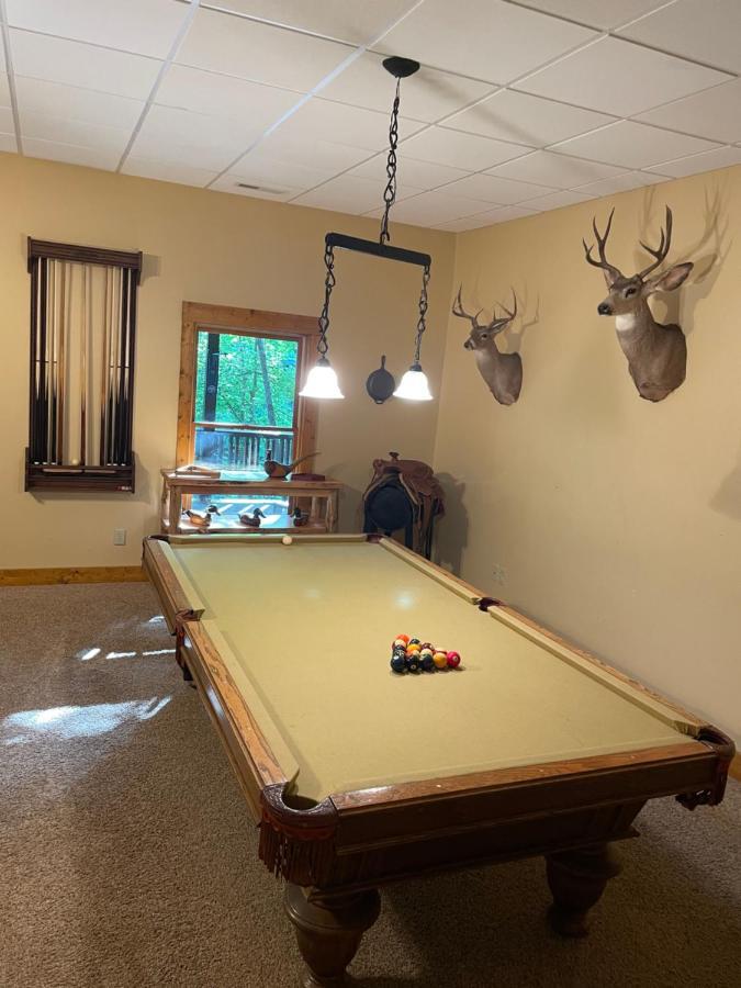 Cozy Creekfront Family Cabin-Pet Friendly -Gamerm-Hot Tub Hiawassee Luaran gambar