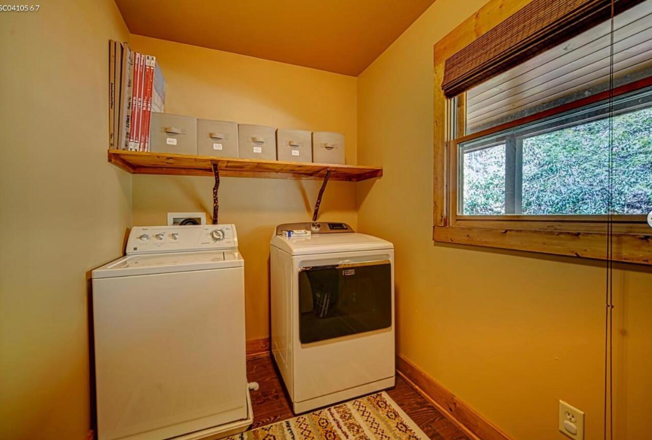 Cozy Creekfront Family Cabin-Pet Friendly -Gamerm-Hot Tub Hiawassee Luaran gambar