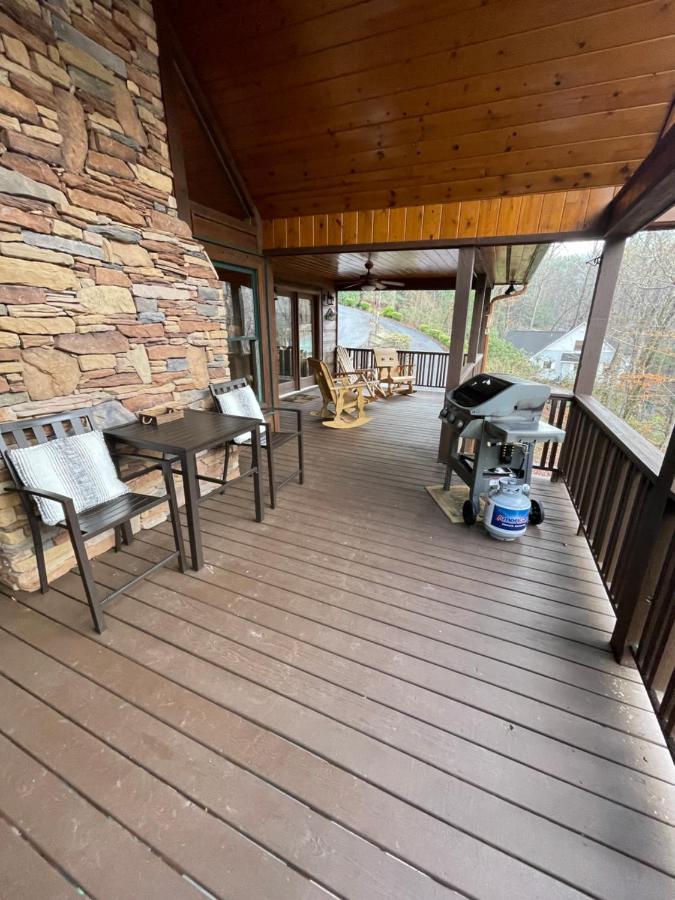 Cozy Creekfront Family Cabin-Pet Friendly -Gamerm-Hot Tub Hiawassee Luaran gambar